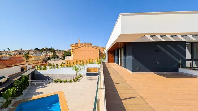 Villa 4 habitaciones 203m² en venta - La Marquesa — 38