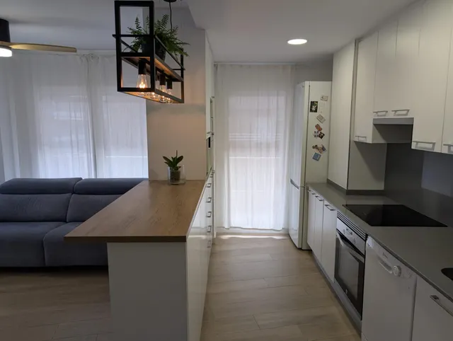 Exclusivo Piso con Gran Terraza Privada en Situación Inmejorable Tortosa — 4