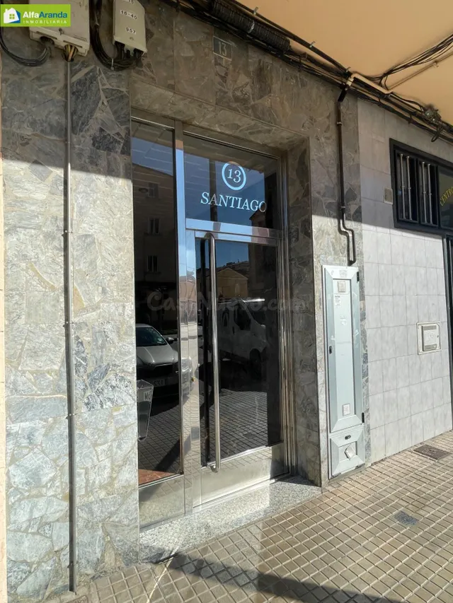 PISO CUATRO DORMITORIOS 2 BAÑOS Y TRASTERO - foto 2