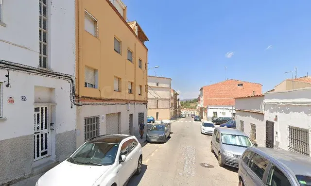 SE VENDE piso OKUPA en CALLE FLORIDA 35 de Manresa, Barcelon