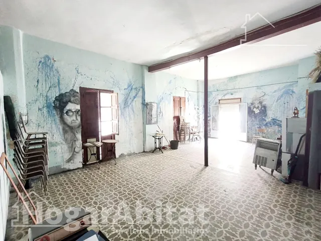 ¡PERFECTO PARA INVERTIR! CASA LUMINOSA Y ESQUINERA, CON LOCAL COMERCIAL — 7