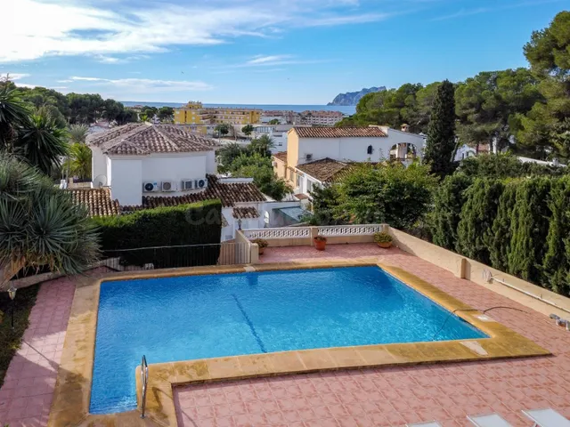 Villa con Vista al Mar en Venta en Pla del Mar en Moraira a  - foto 2
