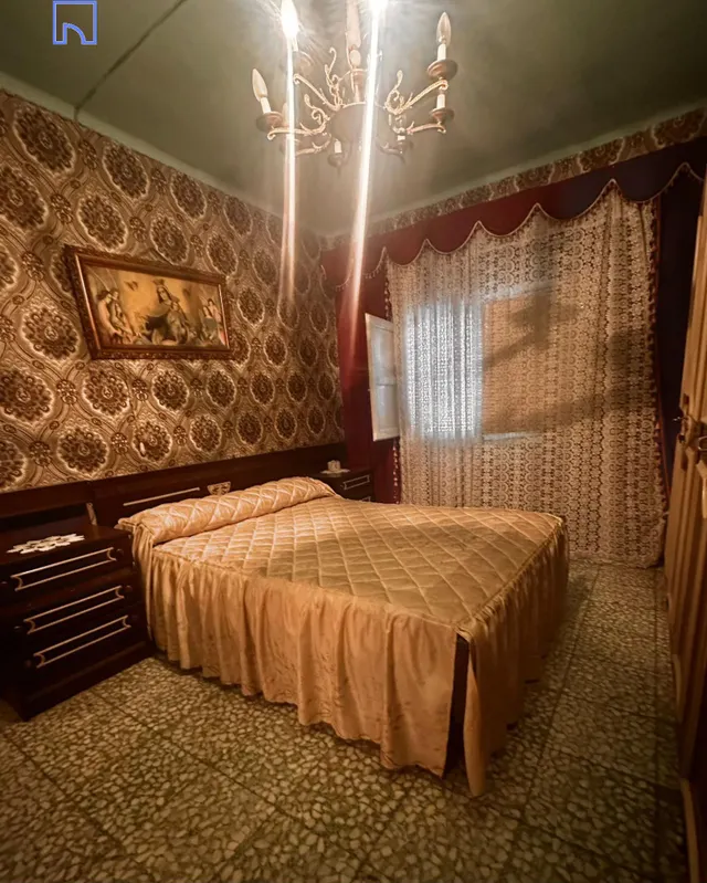 Casa en Cortes, 90.000€ — 11