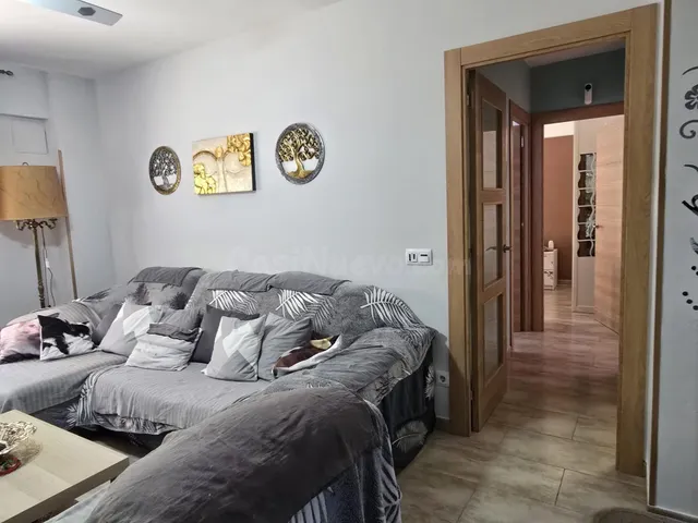 Piso reformado , 3 habitaciones zona de Barrio de Ventas - foto 4