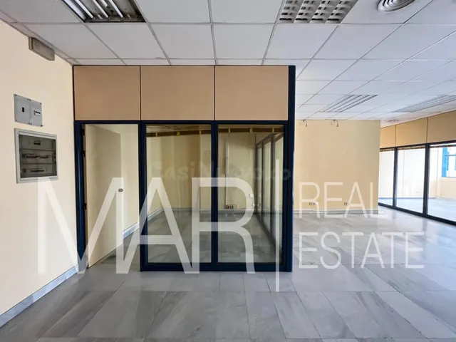 Oficina exterior de 126 m2 construidos – Disponibilidad inme - foto 3