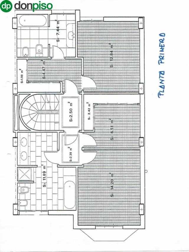 CHALET ADOSADO EN URBANIZACIÓN ADORATRICES — 50