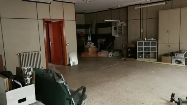 OCASION! SE ALQUILA GRAN ENTREPLANTA CON DIVERSOS DESPACHOS Y OFICINAS, EN EL CORAZON DE ALBACETE — 28
