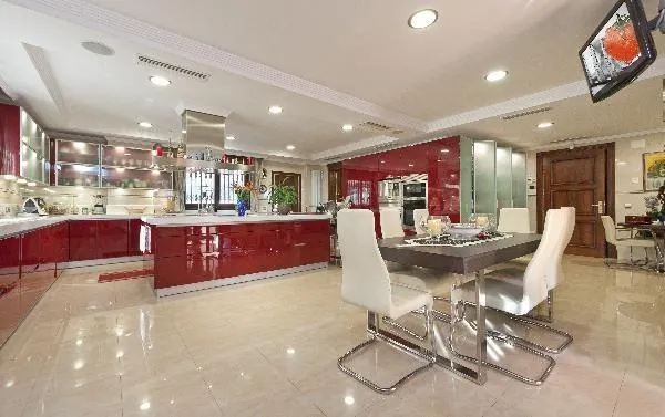 Villa de Lujo con vistas al mar y al golf. 7 dormitorios, 10 baños. Calanova Golf, La Cala de Mijas — 12