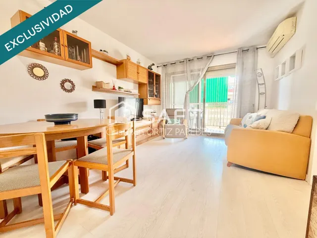Se vende piso en primera línea con piscina — 19