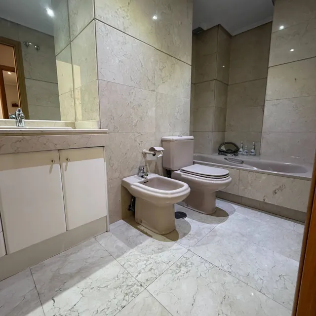 Urbanizacion privada con piscina, 4 dormitorios, 2 baños y posibilidad de adquirir una plaza de garaje doble — 27