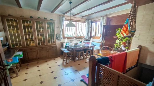 Sensacional villa en Rocafort. / HH Asesores, Inmobiliaria en Burjassot/ — 15