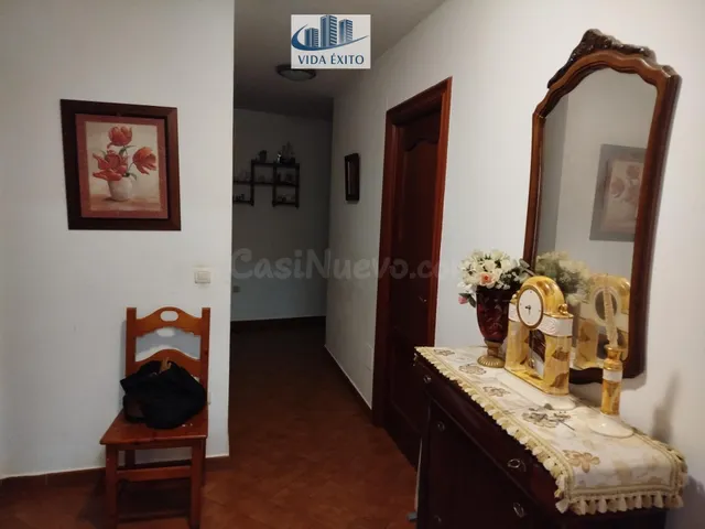 Amplio piso de 117 m² en Torredelcampo – 3 habitaciones y 2  - foto 5