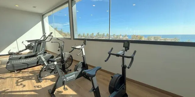 *** OBRA NUEVA TERMINADA. ATICO FRENTE AL MAR, LISTO PARA ENTRAR A VIVIR !!!. — 44