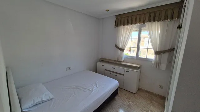 Casa o chalet independiente en venta en Calle Panticosa, 4 — 16