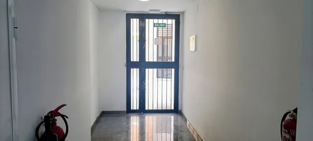 ¡OPORTUNIDAD!  PISO DE DOS DORMITORIOS EN PLANTA BAJA, XIRLES (POLOP) — 15