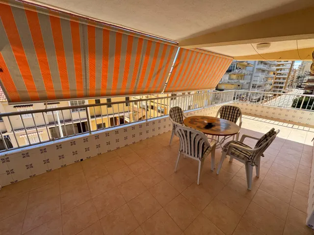 APARTAMENTO CON REFORMA INTEGRAL GRAN TERRAZA Y A ESCASOS METROS DEL MAR — 12
