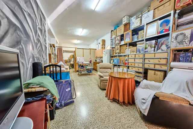 Bajo Comercial Santa Fe en esquina — 21