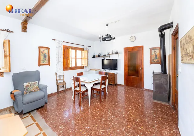 Chalet en zona residencial de Deifontes — 16