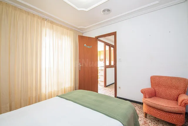 ¿Buscas una gran vivienda a escasos metros del centro? — 30