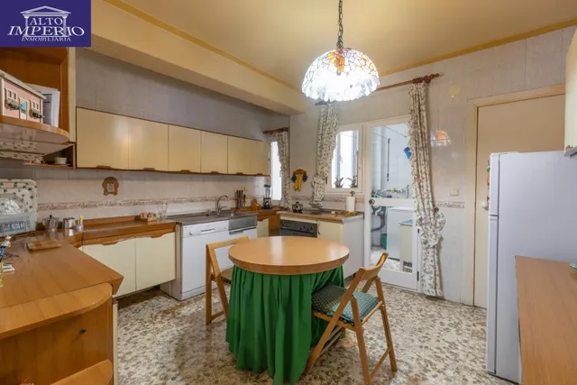 Amplia vivienda en pleno centro de Granada — 35