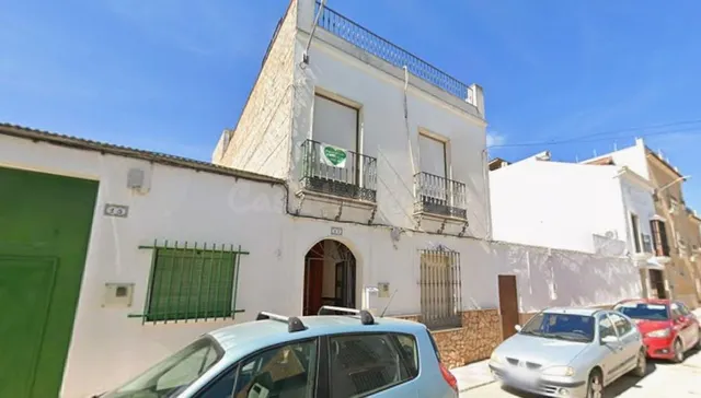 Se vende terreno y casa OKUPADA en Calle Violeta 23 de Pedre - foto 2