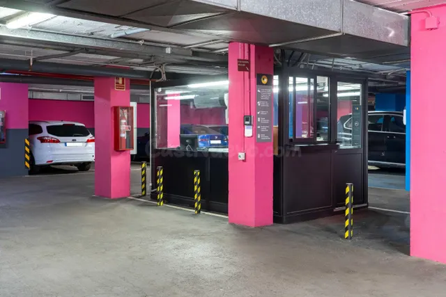 Parking 10m² en alquiler - Les Corts — 5