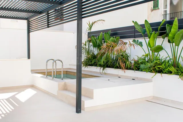 Casa de Lujo con Piscina Privada, Ascensor y Solárium junto 
