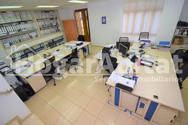 Despacho con varias oficinas en el centro - foto 2