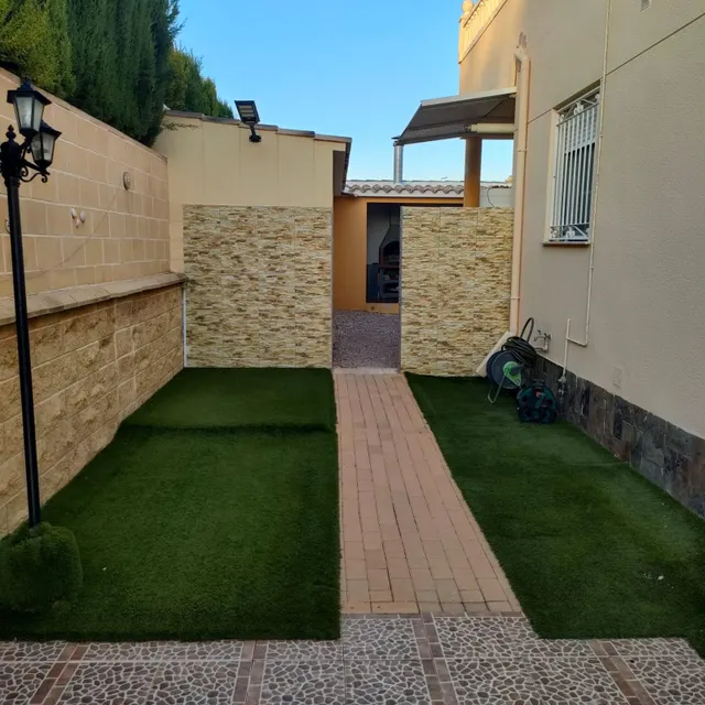 Casa 4 habitaciones 122m² en venta - Urbanización cañada verde — 33