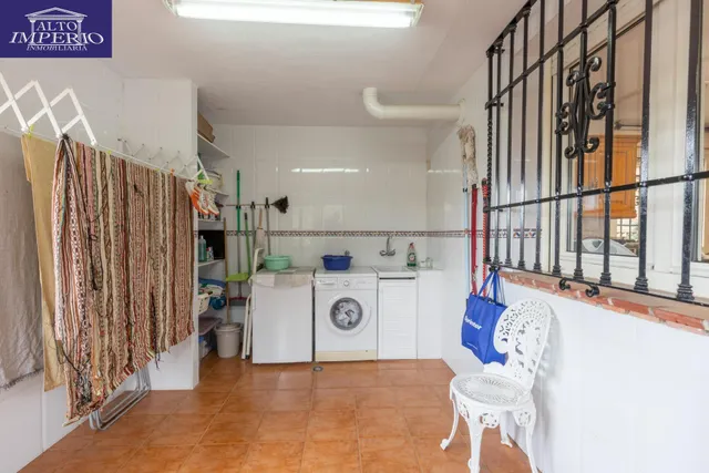 Complejo industrial con vivienda en Alhendín con 2500 metros cuadrados — 22