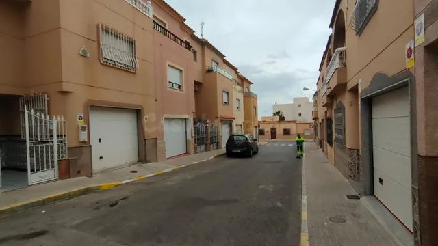 Se vende tríplex en zona Santo Domingo en El Ejido - foto 5