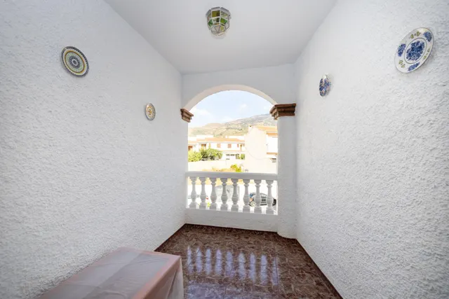 Casa de 6 dormitorios con piscina privada, terrazas y espectaculares vistas en Órgiva – Granada — 33