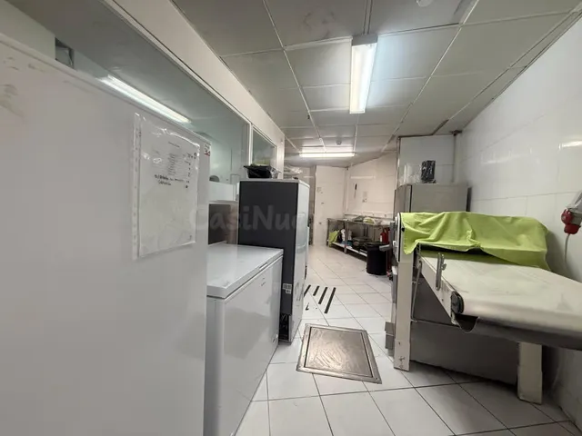 Local comercial 75m² en alquiler - Nogueira - Fraião - Lamaç - foto 4