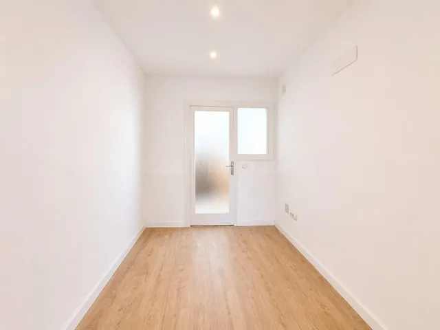 En el solicitado barrio de Son Espanyolet se encuentra esta luminosa vivienda reformada en su totalidad. — 11