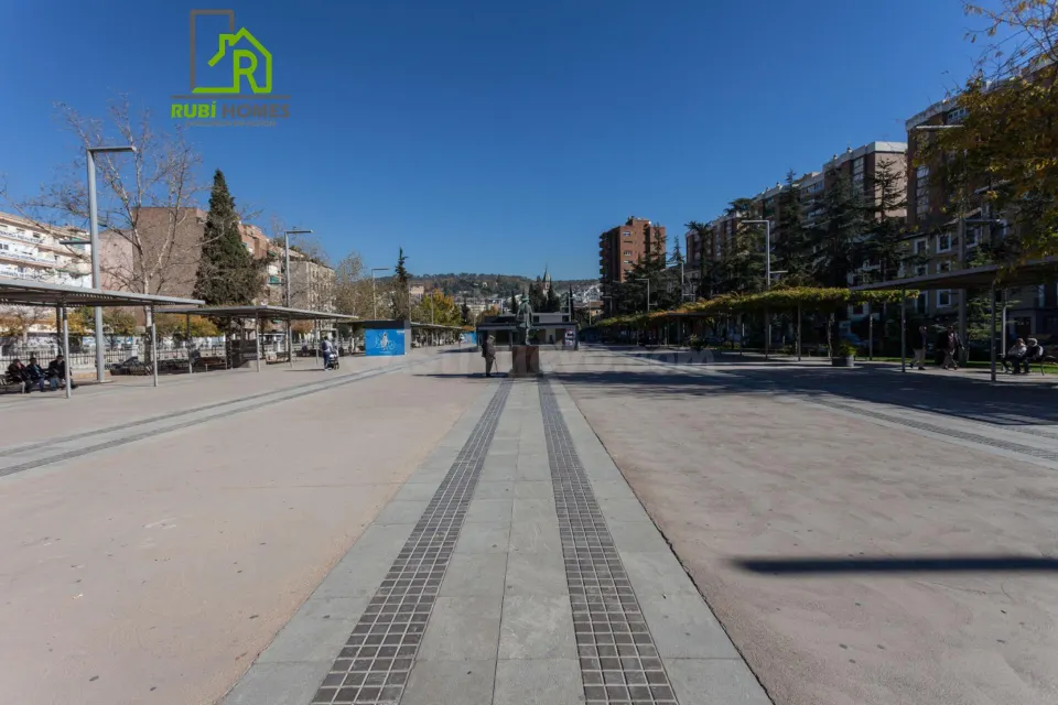 Local comercial en venta en calle agustina de aragón