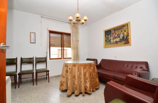 Urbis te ofrece una bonita casa en venta en Fuentesáuco, Zamora. — 2