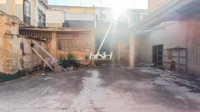 Local comercial 688m² en venta - Burjassot - foto 2