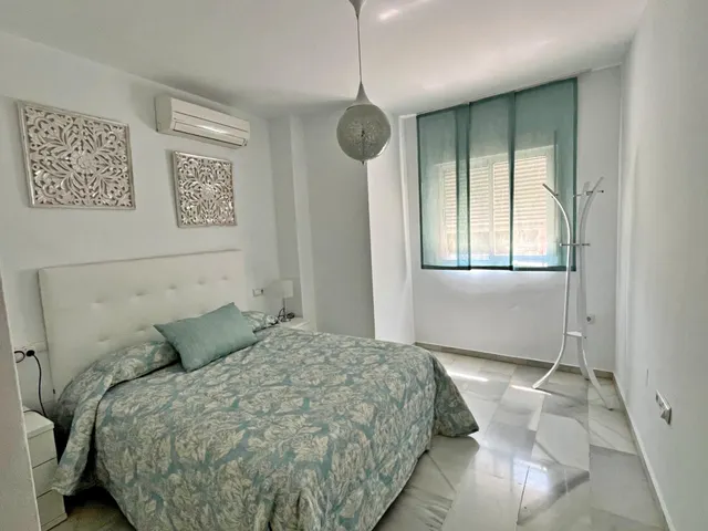 Amplio piso de 3 dormitorios en El Ejido — 8