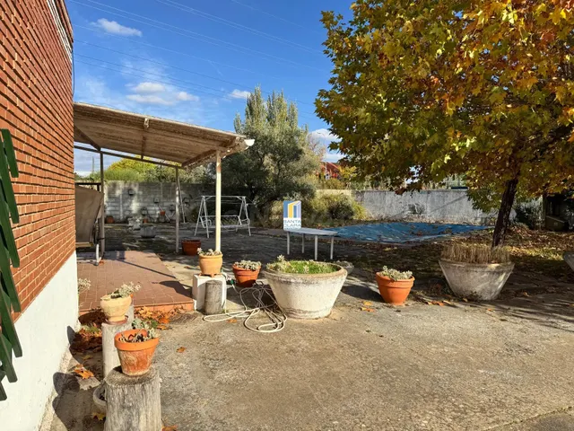 FINCA URBANA EN VENTA CON CASA Y PISCINA EN ZONA CARRETERA L