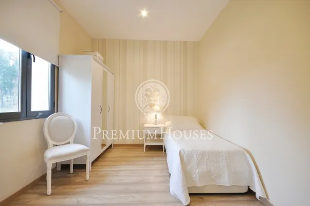 Casa señorial reformada en Llinars del Vallés — 27