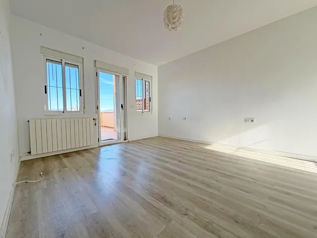 Chalet en cabo de las huertas | 480m2 | piscina | 3 plazas de garaje — 31
