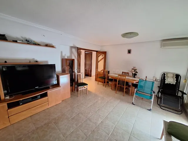 Piso en venta en Alzira-Zona Sagrada Familia! - foto 3