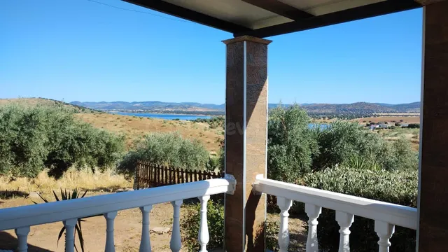 CASA CON TERRENO EN PUEBLONUEVO !!!! - foto 4