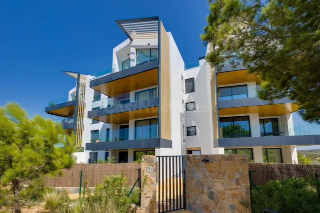 EXCLUSIVO APARTAMENTO DE LUJO EN PLANTA BAJA EN LAS COLINAS 