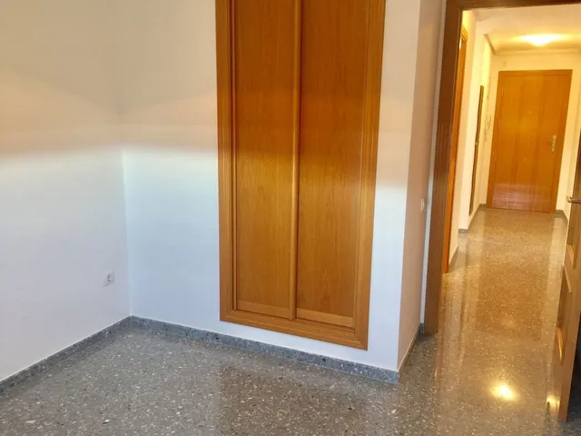 PISO EN URBANIZACION, CON PISCINA , PADEL, — 20
