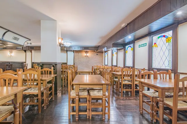 Se traspasa negocio de hosteleria en funcionamiento 12.000€ — 18
