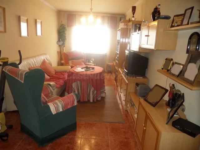 Piso de 3 dormitorios en el centro de Tomelloso - foto 5