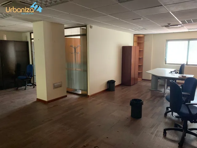 Entreplanta acondicionada en Juan Carlos I — 15