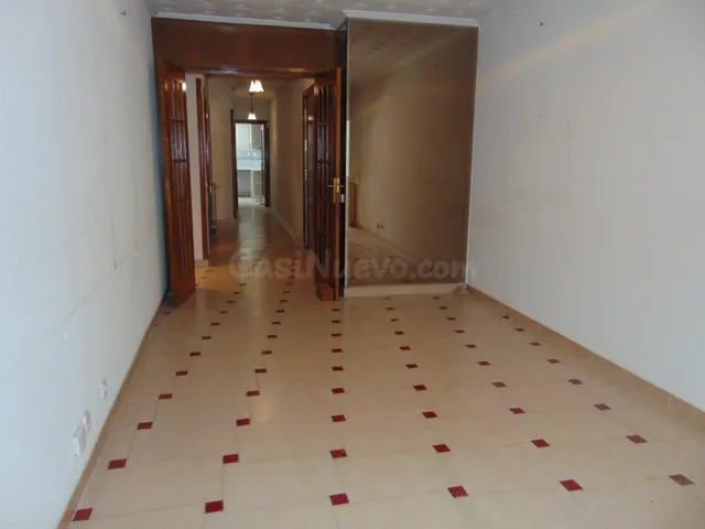 PISO EN VENTA CALLE PEDRO HEREDIA ZONA BARRIO SALAMANCA-FUEN - foto 3