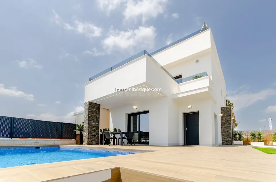 Magnífico chalet nuevo en venta en Torrevieja